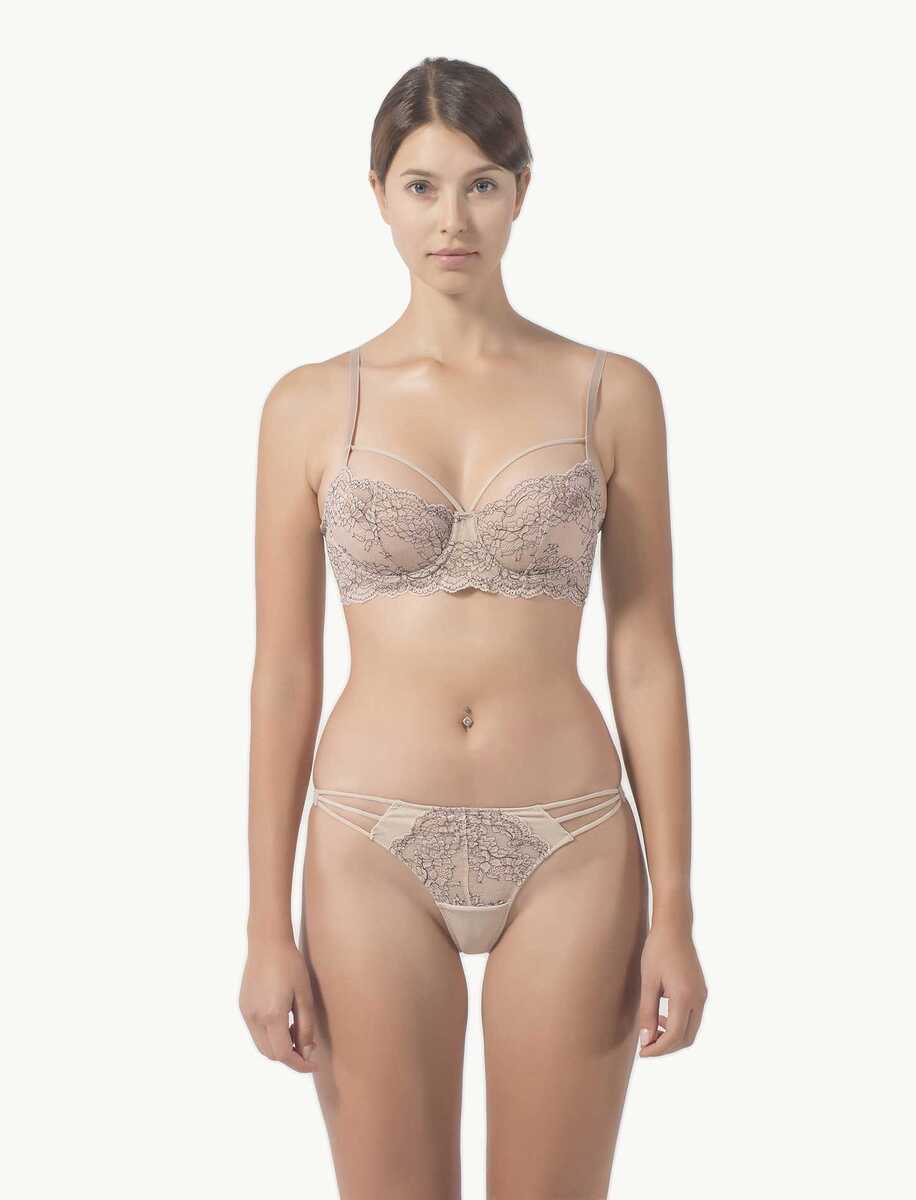 ADRIANA Bra with floral lace pattern