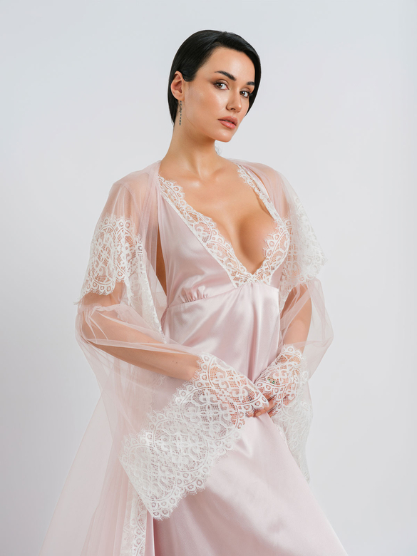 ELLISA LONG NIGHTWEAR & ROBE SET POWDER - Thumbnail